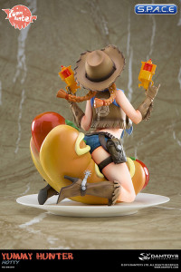 1/7 Scale Yummy Hunter Hotty PVC Statue