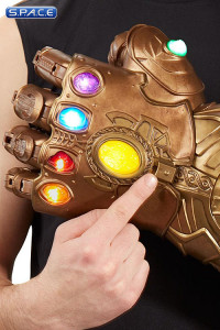 1:1 Infinity Gauntlet Prop Replica - Marvel Legends Series (Avengers)