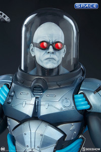 Mr. Freeze Premium Format Figure (DC Comics)