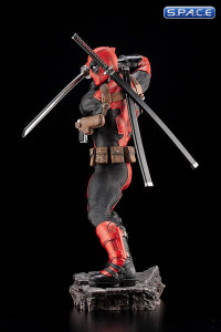 Deadpool Fine Art Statue (Marvel)