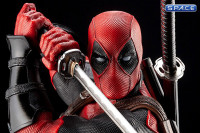 1/6 Scale Deadpool Fine Art Statue (Marvel)