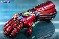 1:1 Nano Gauntlet Life-Size Masterpiece (Avengers: Endgame)