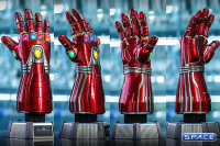 1:1 Nano Gauntlet Life-Size Movie Masterpiece (Avengers: Endgame)