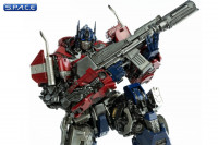 Optimus Prime DLX Scale Collectible Figure (Bumblebee)