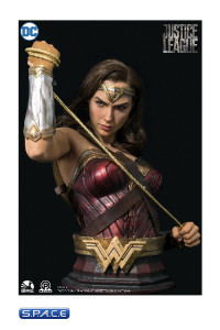 1:1 Wonder Woman Life-Size Bust (Justice League)