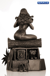 Bettie Page Faux Bronze Statue (Women of Dynamite)