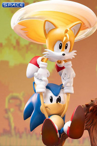 Sonic & Tails Statue (Sonic the Hedgehog)