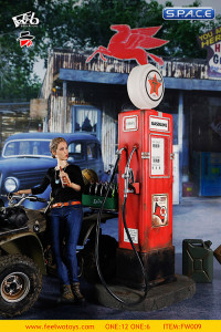 1/6 Scale Vintage Gas Pump