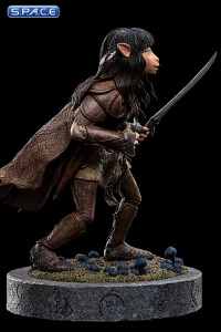 Rian the Gelfling Statue (The Dark Crystal: Age of Resistance)