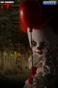 2017 Pennywise Living Dead Doll (Stephen Kings It)