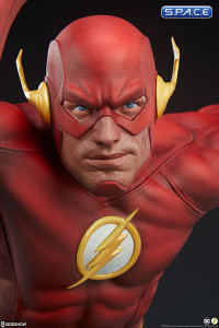 The Flash Premium Format Figure (DC Comics)