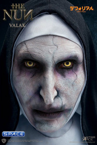 Valak Deluxe Version Deformed Real Series Vinyl Statue (The Nun)