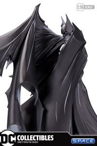 Batman Statue by Todd McFarlane (Batman Black and White)