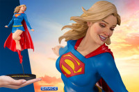 Supergirl Statue by Frank Cho (DC Comics Cover Girls)