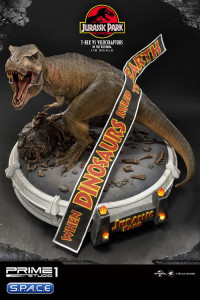 1/8 Scale T-Rex vs. Velociraptors in the Rotunda Legacy Museum Collection Diorama (Jurassic Park)