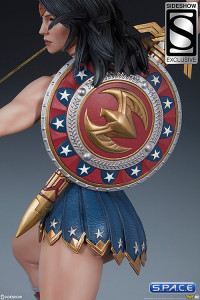 Wonder Woman Premium Format Figure Sideshow Exclusive (DC Comics)