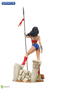 Wonder Woman Statue (DC Comics)