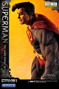 1/3 Scale Superman Deluxe Version Museum Masterline Statue (Batman: The Dark Knight Returns)