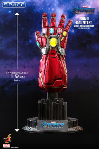 1/4 Scale Nano Gauntlet Movie Promo Edition Replica (Avengers: Endgame)