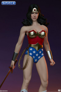 1/6 Scale Wonder Woman (DC Comics)