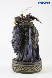 SkekUng the Garthim Master Statue (The Dark Crystal: Age of Resistance)