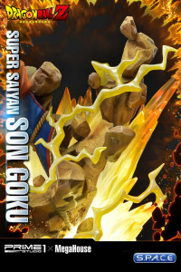 1/4 Scale Super Saiyan Son Goku Deluxe Mega Premium Masterline Statue (Dragon Ball Z)