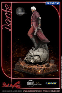 Dante Statue (Devil May Cry)