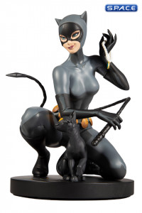 Catwoman DC Designer Series Statue by Stanley Lau (DC Comics)