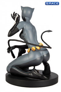 Catwoman DC Designer Series Statue by Stanley Lau (DC Comics)