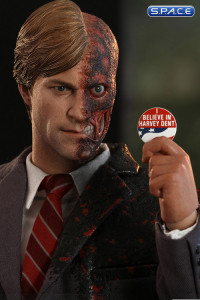 1/6 Scale Two-Face Movie Masterpiece MMS546 Toy Fairs 2019 Exclusive (Batman - The Dark Knight)