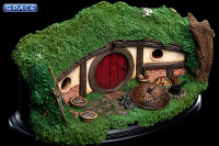 31 Lakeside Hobbit Hole (The Hobbit: An Unexpected Journey)