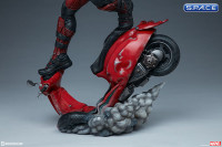 Deadpool Premium Format Figure (Marvel)