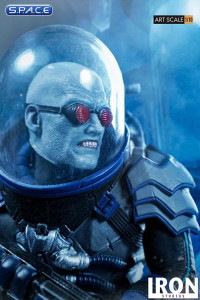 1/10 Scale Mr. Freeze Art Scale Statue by Ivan Reis (DC Comics)