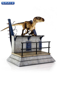 Breakout Raptor Statue (Jurassic Park)