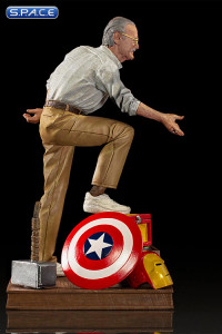 1/10 Scale Stan Lee Deluxe Art Scale Statue