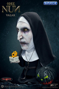 Valak Deformed Real Series Vinyl Statue Halloween Version (The Nun)