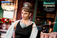 Holly Golightly Statue Deluxe Version (Breakfast at Tiffanys)