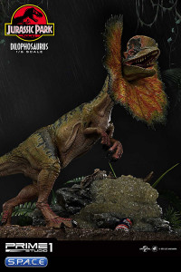 1/6 Scale Dilophosaurus Legacy Museum Collection Statue - Bonus Version (Jurassic Park)