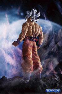 Ultra Instinct Son Goku Creator X Creator PVC Statue - Version B (Dragon Ball Super)