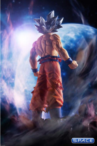 Ultra Instinct Son Goku Creator X Creator PVC Statue - Version B (Dragon Ball Super)