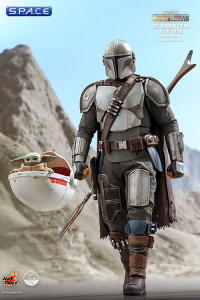 1/4 Scale The Mandalorian and The Child QS017 Deluxe Version (The Mandalorian)