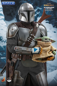 1/4 Scale The Mandalorian and The Child QS016 (The Mandalorian)