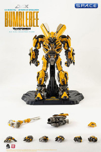 Bumblebee DLX Scale Collectible Figure (Transformers: The Last Knight)