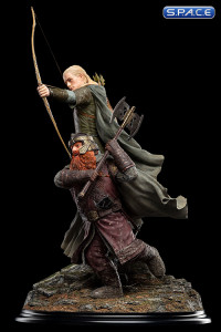 Legolas & Gimli at Amon Hen Statue (Lord of the Rings)