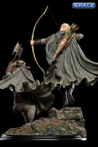 Legolas & Gimli at Amon Hen Statue (Lord of the Rings)