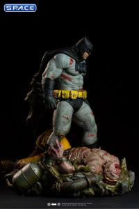 Batman Diorama by Ivan Reis (Batman: The Dark Knight Returns)