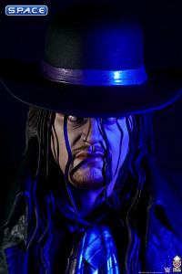 The Undertaker Summer Slam 94 Statue (WWE)