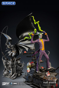 The Joker Statue (Batman: Arkham Asylum)