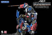 Optimus Prime DLX Scale Collectible Figure (Transformers: Revenge of the Fallen)