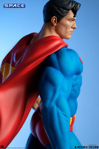 Superman Maquette (DC Comics)